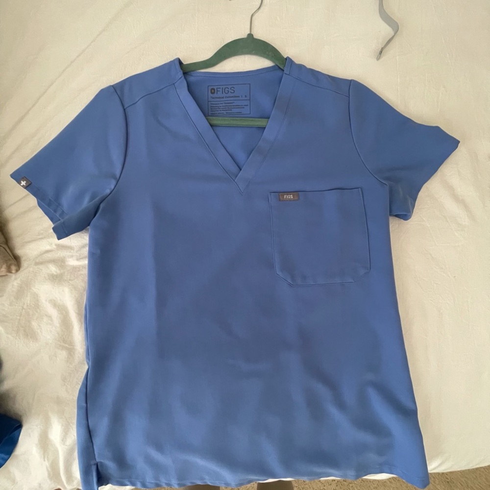 Figs Catarina One Pocket Scrub Top